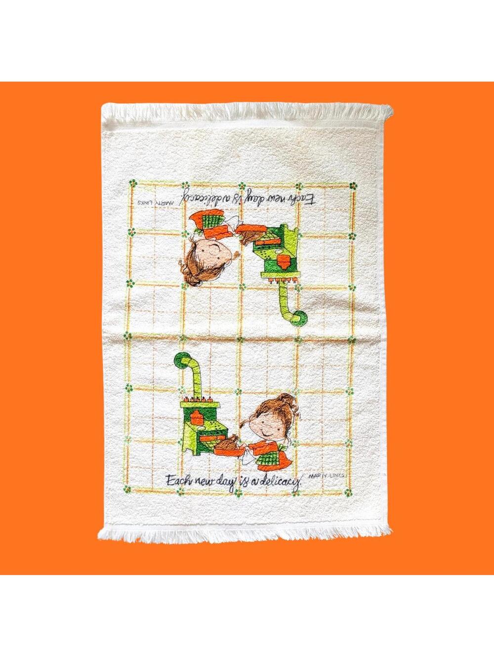 1980s Vintage Marty Links Cottagecore Kitchen Towel